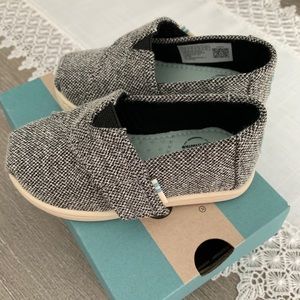Little kids Toms